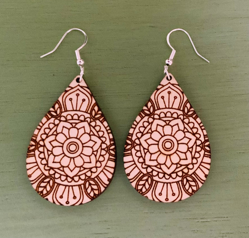 Engraved Teardrop